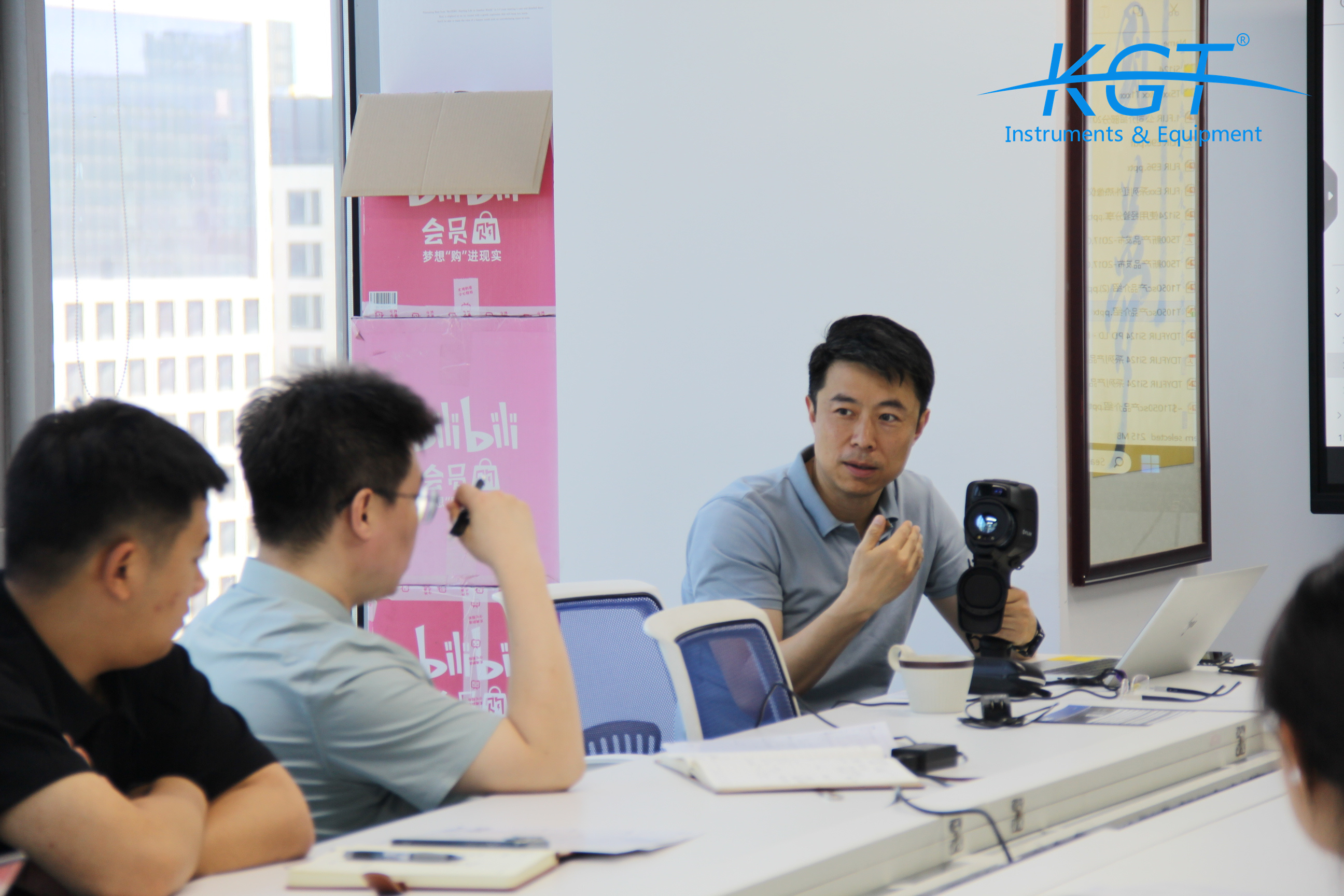 培訓FLIR<a href='http://swschina.com/hongwairexiangyi.html'>熱像儀</a>